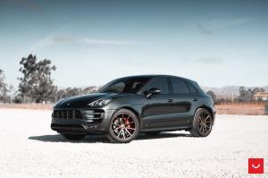 Porsche Macan Turbo on Vossen Wheels (VFS1)